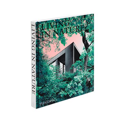 کتاب Living in Nature: Contemporary Houses in the Natural World
